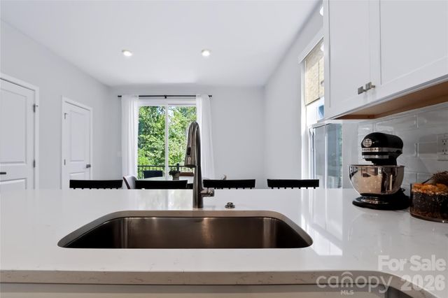 505 Cubitt Court, Charlotte, NC 28205