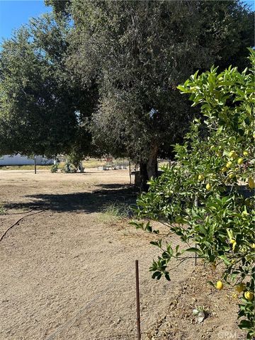 44845 Benton Road, Hemet, CA 92544