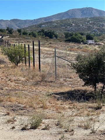 44845 Benton Road, Hemet, CA 92544