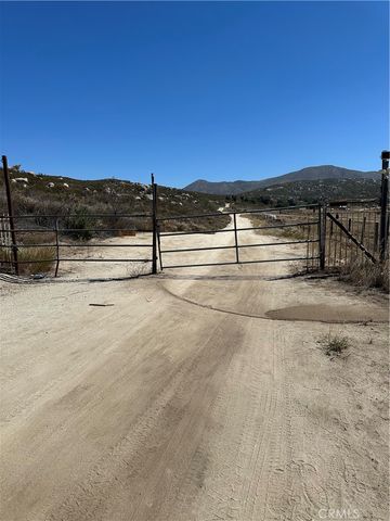44845 Benton Road, Hemet, CA 92544