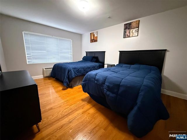 411 E Brinkerhoff Avenue 410, Palisades Park, NJ 07650