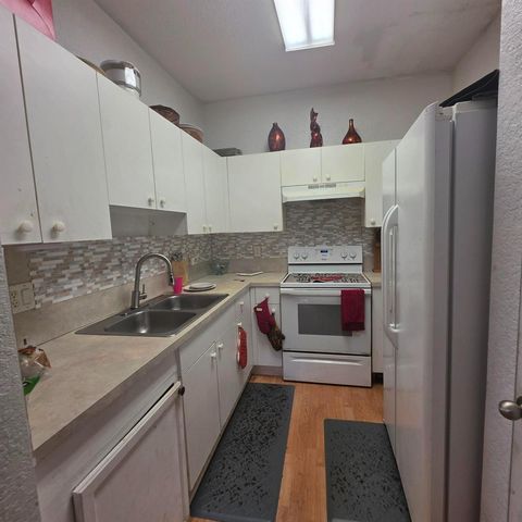 1309 N Santa Catalina Circle, North Lauderdale, FL 33068