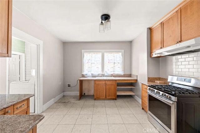426 W E Street, Ontario, CA 91762