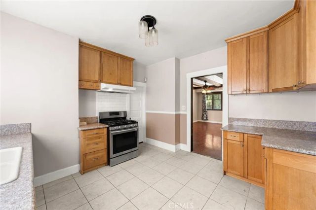 426 W E Street, Ontario, CA 91762