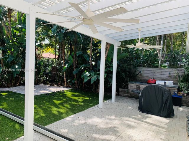 4218 Braganza Ave 4218, Miami, FL 33133