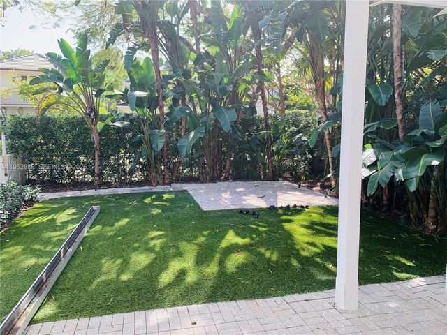 4218 Braganza Ave 4218, Miami, FL 33133