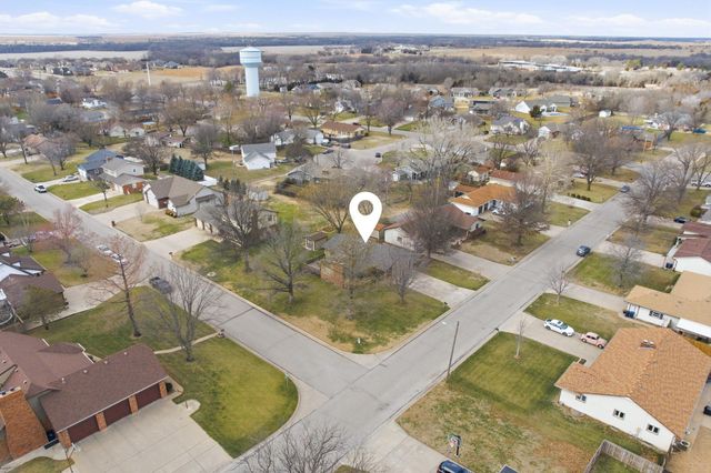 2203 Hazlett St, El Dorado, KS 67042