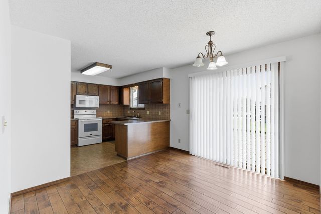 2203 Hazlett St, El Dorado, KS 67042