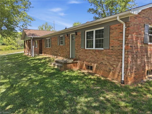 954-1 Parsonsville Road, Purlear, NC 28665