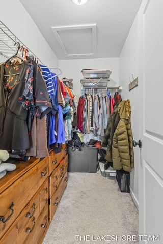 734 E 8th Street, Holland, MI 49423