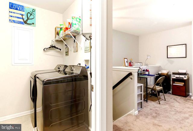 105 OAKRIDGE, Mount Royal, NJ 08061