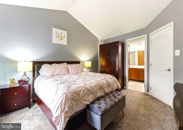 105 OAKRIDGE, Mount Royal, NJ 08061