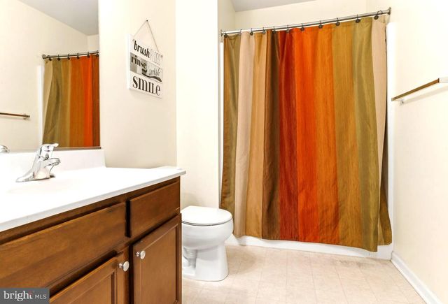 105 OAKRIDGE, Mount Royal, NJ 08061