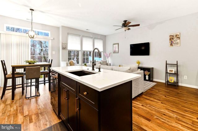 105 OAKRIDGE, Mount Royal, NJ 08061