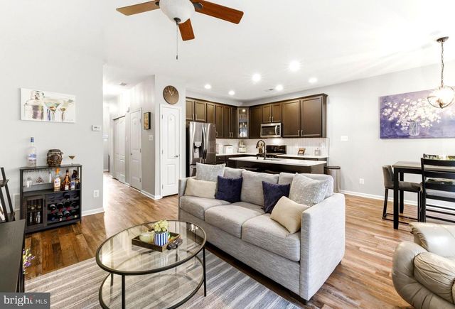 105 OAKRIDGE, Mount Royal, NJ 08061