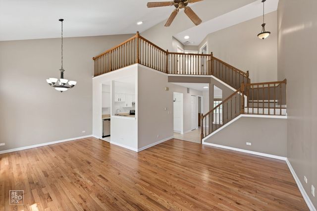 1008 Rockport Drive 1008, Carol Stream, IL 60188