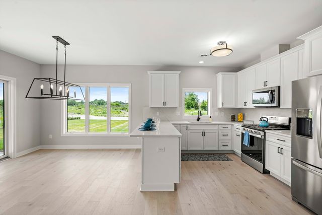 8433 Dancing Waters Lane, St. John, IN 46373