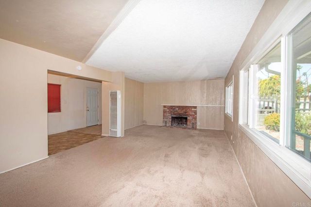 976 Olive Avenue, Vista, CA 92083