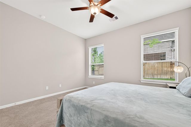 305 Rise Lane, Montgomery, TX 77316