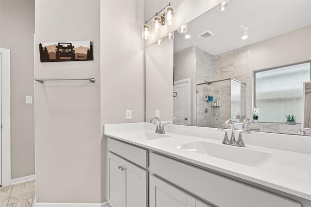 305 Rise Lane, Montgomery, TX 77316