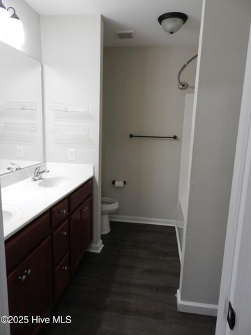 305 Roosevelt Road, Jacksonville, NC 28540
