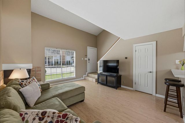 5604 Woodrow Ave 15, Austin, TX 78756