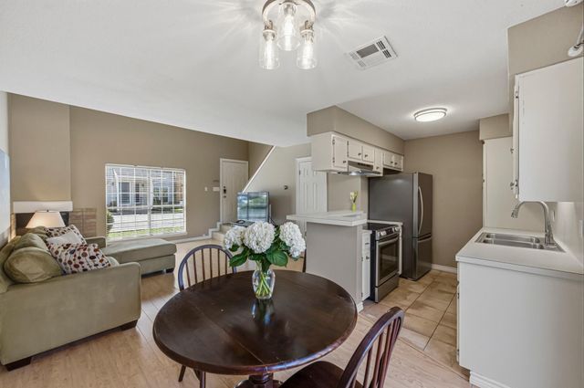 5604 Woodrow Ave 15, Austin, TX 78756