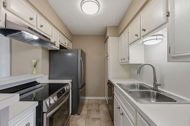 5604 Woodrow Ave 15, Austin, TX 78756