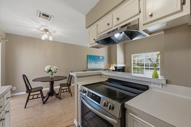 5604 Woodrow Ave 15, Austin, TX 78756