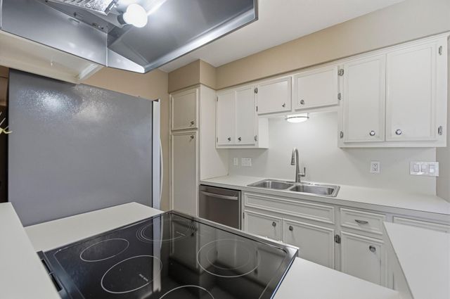 5604 Woodrow Ave 15, Austin, TX 78756