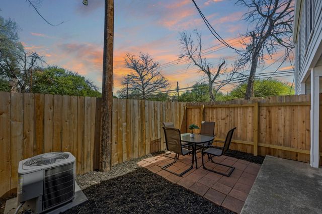 5604 Woodrow Ave 15, Austin, TX 78756