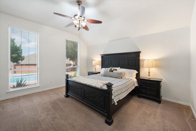 8 Losana Court, Mansfield, TX 76063