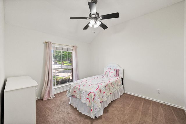 8 Losana Court, Mansfield, TX 76063