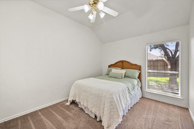 8 Losana Court, Mansfield, TX 76063