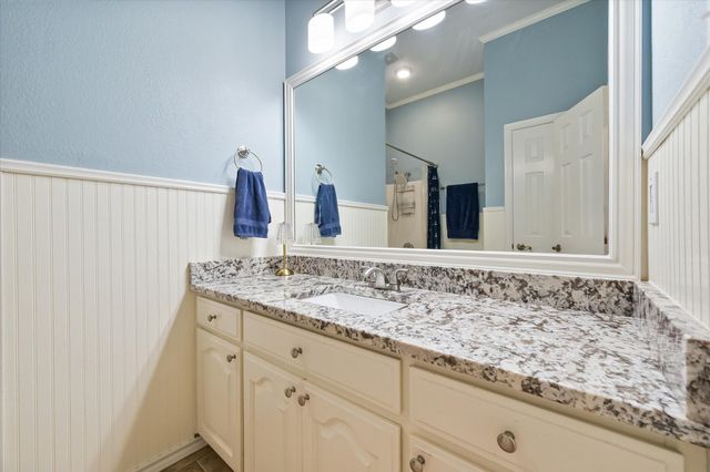 8 Losana Court, Mansfield, TX 76063