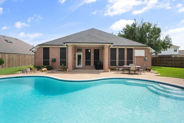 8 Losana Court, Mansfield, TX 76063