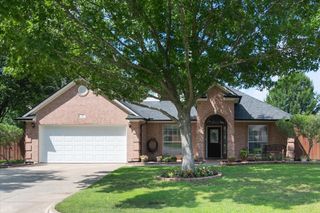 8 Losana Court, Mansfield, TX 76063