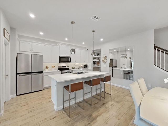 4104 SNAIL CORK PLACE, Lutz, FL 33559