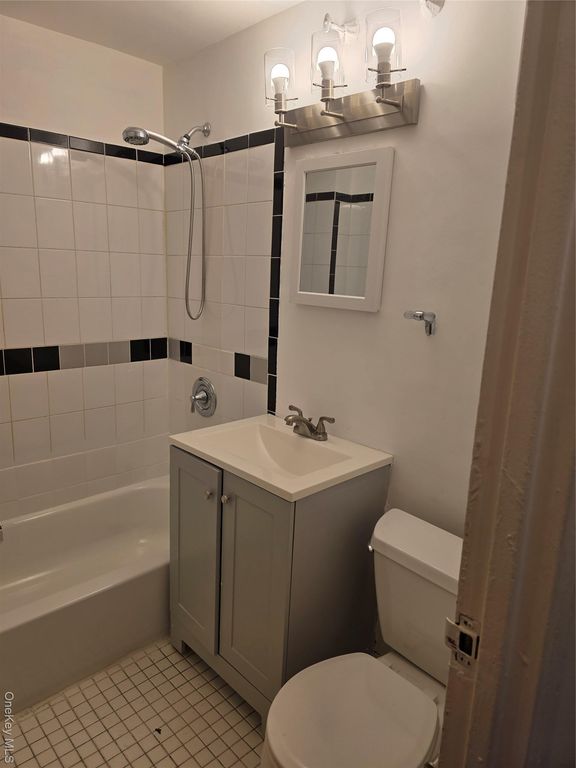 9914 25th Avenue, East Elmhurst, NY 11369