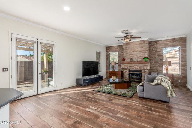 5452 W WEST WIND Drive, Glendale, AZ 85310