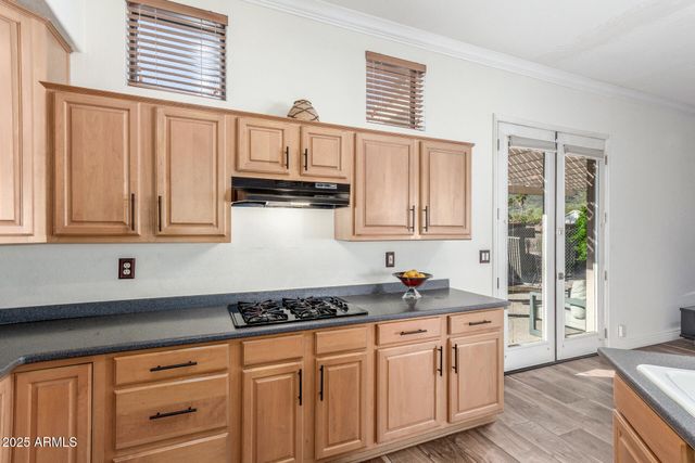 5452 W WEST WIND Drive, Glendale, AZ 85310