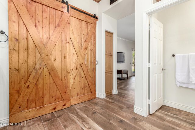 5452 W WEST WIND Drive, Glendale, AZ 85310