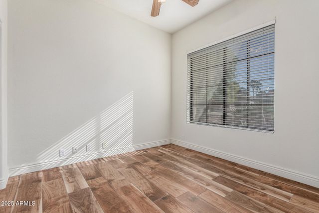 5452 W WEST WIND Drive, Glendale, AZ 85310