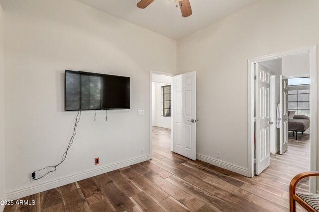 5452 W WEST WIND Drive, Glendale, AZ 85310