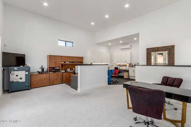 5452 W WEST WIND Drive, Glendale, AZ 85310