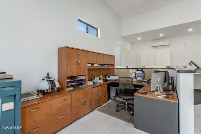 5452 W WEST WIND Drive, Glendale, AZ 85310