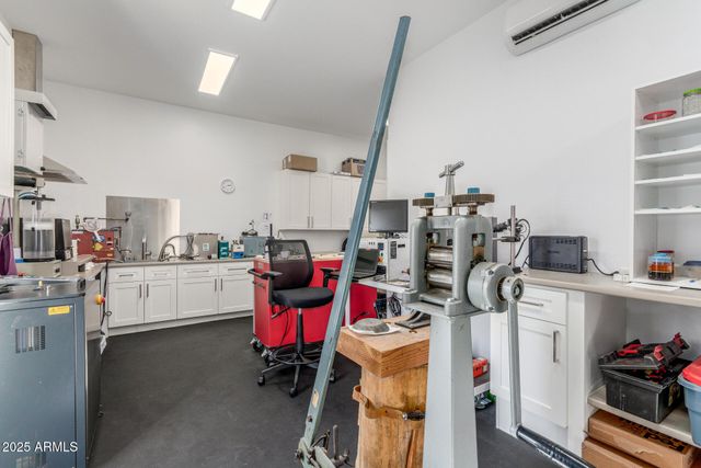 5452 W WEST WIND Drive, Glendale, AZ 85310