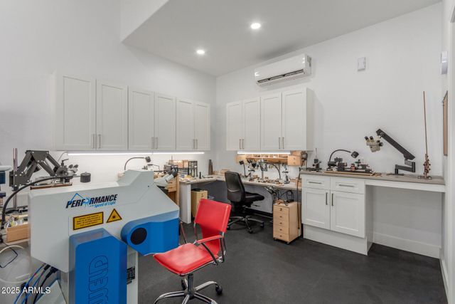 5452 W WEST WIND Drive, Glendale, AZ 85310