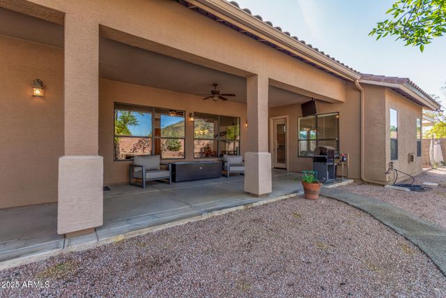 5452 W WEST WIND Drive, Glendale, AZ 85310