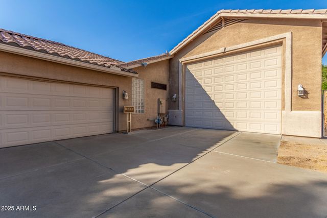 5452 W WEST WIND Drive, Glendale, AZ 85310